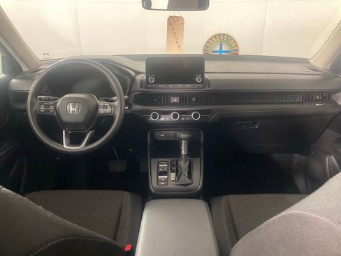 Used 2025 Honda CR-V LX image 7