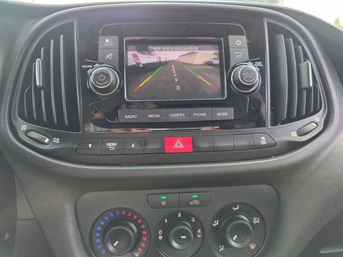 Used 2021 RAM ProMaster City Tradesman image 9