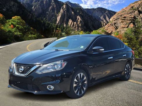 Used 2019 Nissan Sentra SR FWD image 5