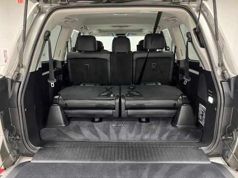 Used 2016 Lexus LX 570 4WD w/ Luxury Package image 50