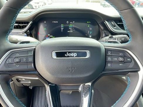 Used 2023 Jeep Grand Cherokee Trailhawk image 25