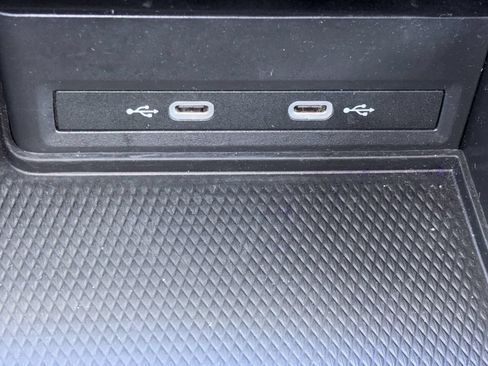 Used 2025 Volkswagen Atlas SE FWD image 5