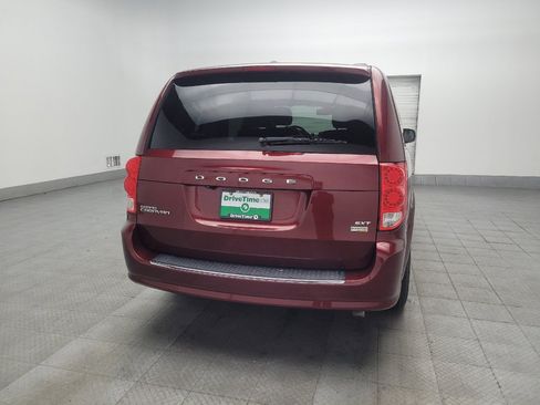 Used 2019 Dodge Grand Caravan SXT FWD image 7