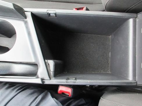 Used 2022 Hyundai Elantra SEL FWD image 25