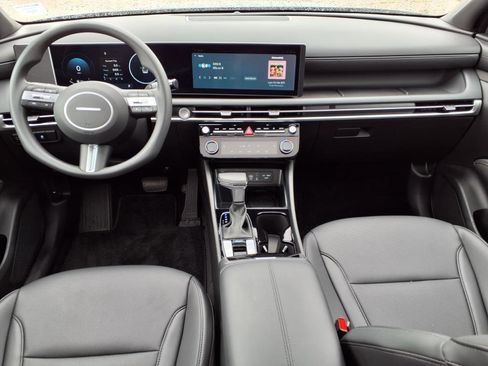 Used 2025 Hyundai Santa Cruz SEL image 13