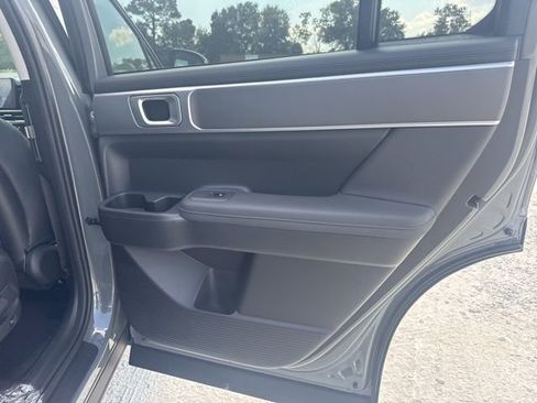 Used 2026 Hyundai Santa Fe SEL image 9