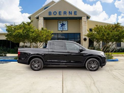 Used 2019 Honda Ridgeline Sport image 6