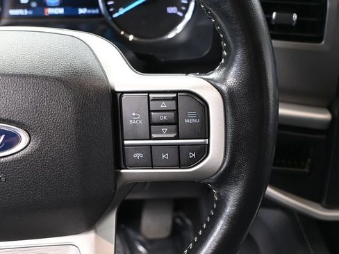 Used 2022 Ford Expedition XLT AWD/4WD image 28