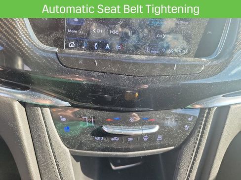 Used 2023 Cadillac XT6 Sport w/ Technology Package AWD/4WD image 34