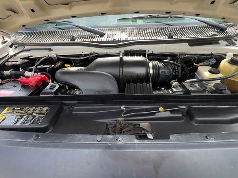 Used 2013 Ford E-250 and Econoline 250 RWD image 28