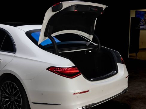 Used 2022 Mercedes-Benz S 580 4MATIC Sedan image 18