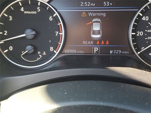 Used 2024 Nissan Altima 2.5 SV image 17