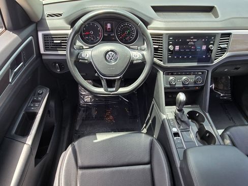 Used 2019 Volkswagen Atlas SE w/ Towing Package FWD image 12