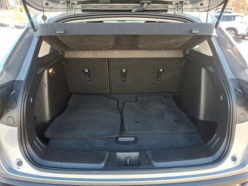 Used 2024 Chevrolet Trax LT image 27