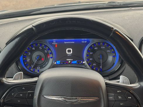 Used 2018 Chrysler 300 S w/ 300S Premium Group image 20