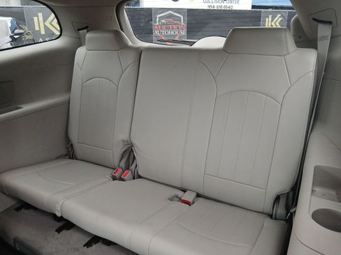 Used 2015 Buick Enclave Leather AWD/4WD image 24