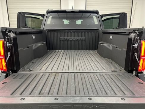 Used 2024 Toyota Tacoma TRD Sport RWD image 44