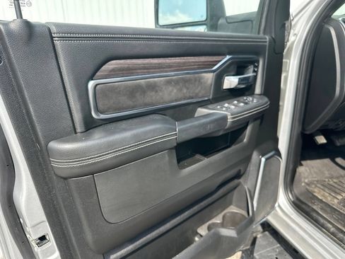 Used 2026 RAM 2500 Laramie w/ Night Edition AWD/4WD image 13
