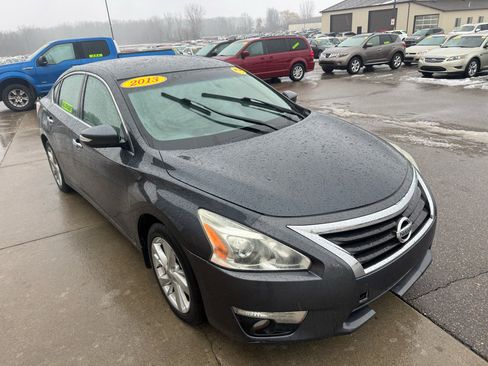 Used 2013 Nissan Altima 2.5 SL image 3