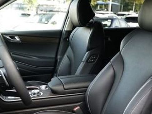 New 2026 Genesis GV80 2.5T Prestige image 21