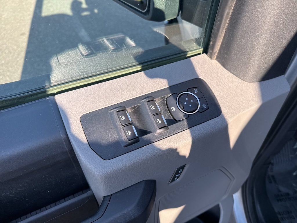 Used 2020 Ford F150 XL w/ XL Power Equipment Group AWD/4WD image 8