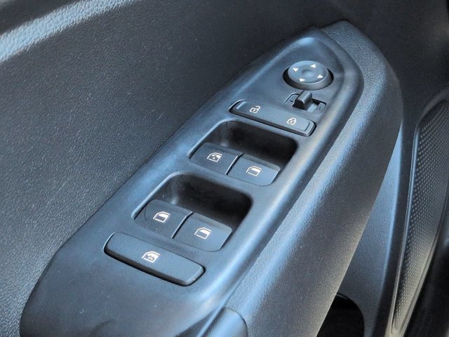 Used 2022 Hyundai Venue Limited FWD image 24