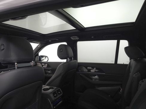 Certified 2025 Mercedes-Benz GLS 63 AMG 4MATIC image 24