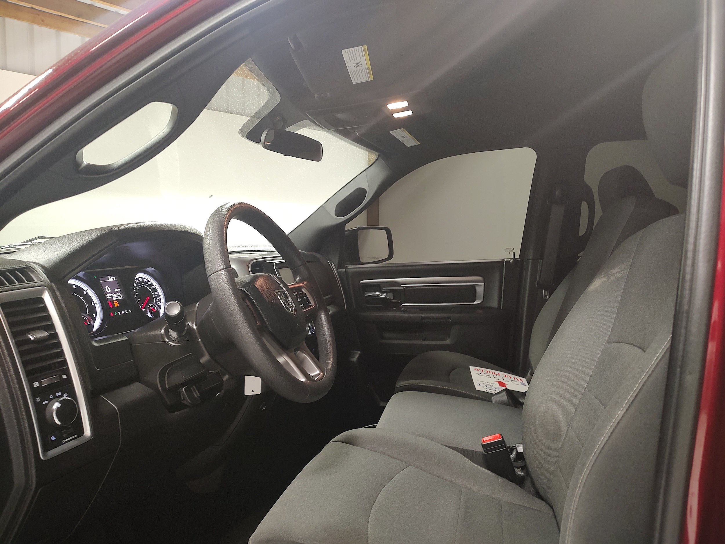 Used 2024 RAM 1500 Warlock AWD/4WD image 9
