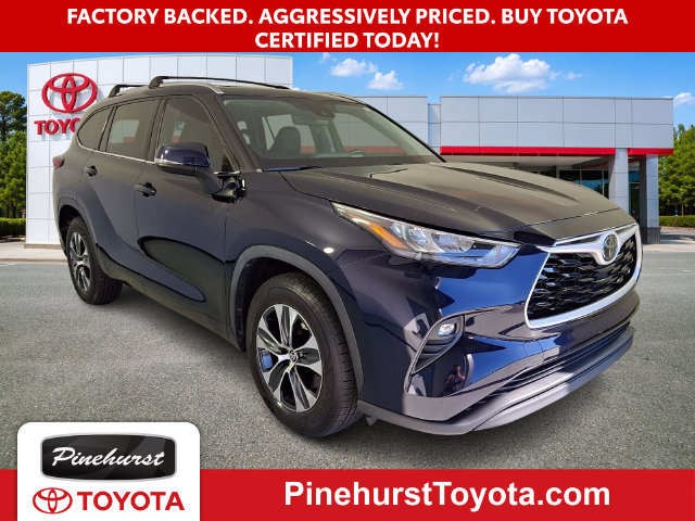 Certified 2020 Toyota Highlander XLE FWD image 1