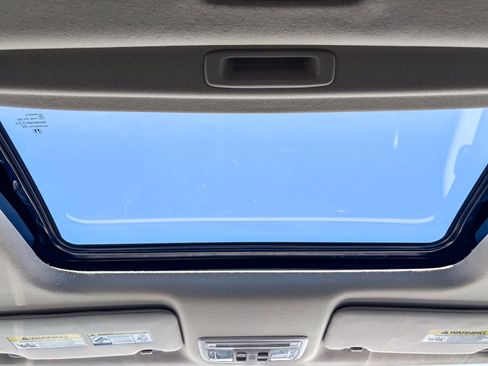 Used 2021 Honda HR-V EX image 15