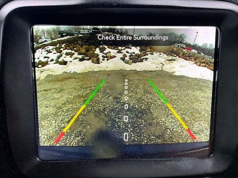 Used 2021 Jeep Renegade Latitude w/ Sun & Sound Group image 19