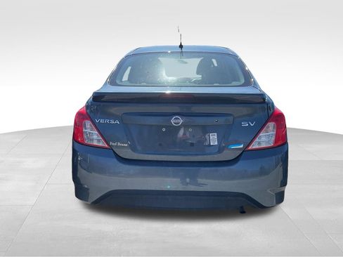 Used 2015 Nissan Versa SV image 7