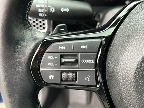 Used 2023 Honda Civic Sport image 11