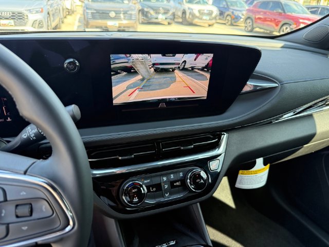 Used 2026 Buick Envista Sport Touring w/ Convenience II Package FWD image 18