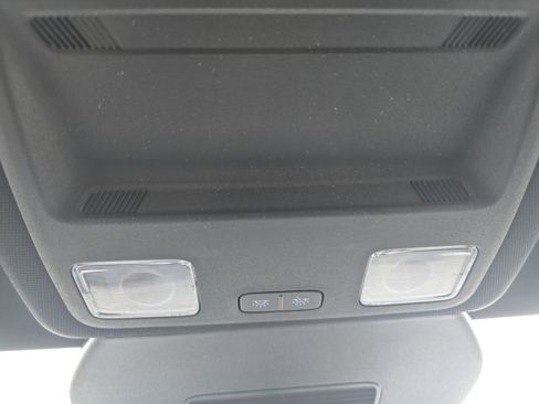 Certified 2025 Ford Escape ST-Line AWD/4WD image 33
