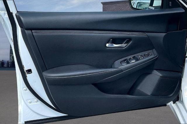 Used 2025 Nissan Sentra SV FWD image 20