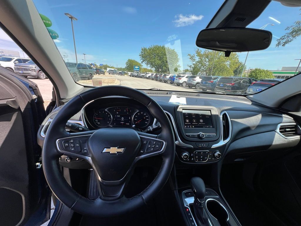 Used 2024 Chevrolet Equinox LT AWD/4WD image 38