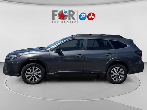 Used 2023 Subaru Outback Premium AWD/4WD image 2