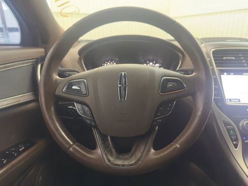 Used 2016 Lincoln MKX Reserve w/ Technology Package image 12