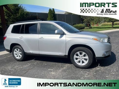 Used 2012 Toyota Highlander FWD w/ Tech Pkg image 1