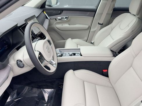 New 2026 Volvo XC90 B6 Ultra image 5