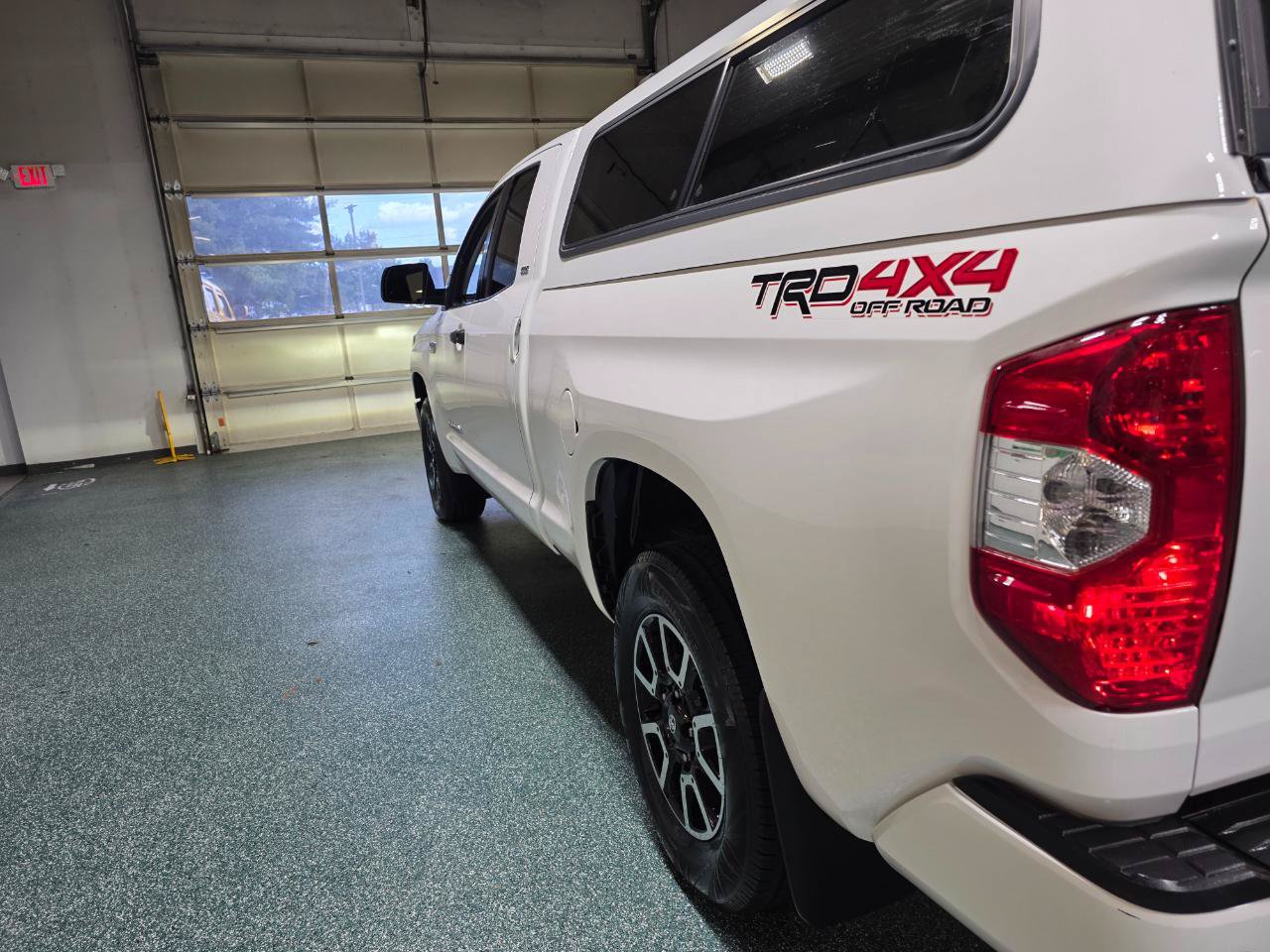 Used 2019 Toyota Tundra SR5 w/ TRD Off Road Package AWD/4WD image 10