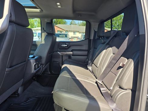 Used 2020 Chevrolet Silverado 1500 LTZ w/ LTZ Premium Package AWD/4WD image 29