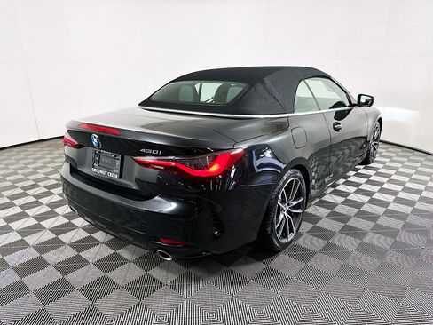 Used 2025 BMW 430i Convertible image 3