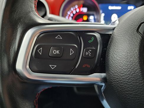 Used 2020 Jeep Wrangler Unlimited Rubicon w/ LED Lighting Group AWD/4WD image 18