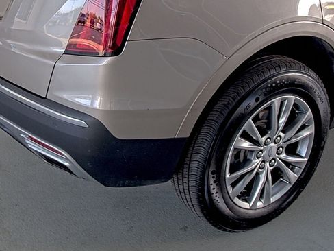 Used 2022 Cadillac XT5 Premium Luxury w/ LPO, Floor Liner Package image 13