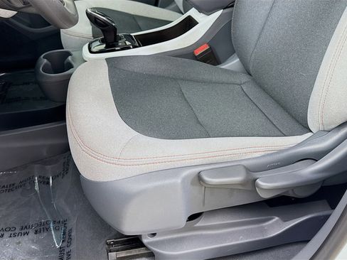 Used 2021 Chevrolet Bolt LT image 20