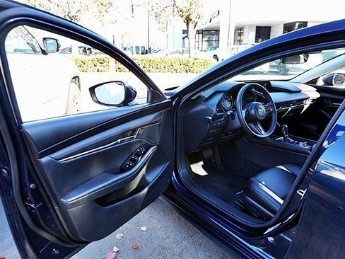 Used 2025 MAZDA MAZDA3 s image 36