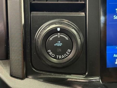 Used 2021 Ford F150 Platinum w/ Equipment Group 701A High image 34