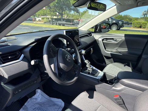 New 2025 Toyota RAV4 XLE w/ Convenience Package FWD image 15